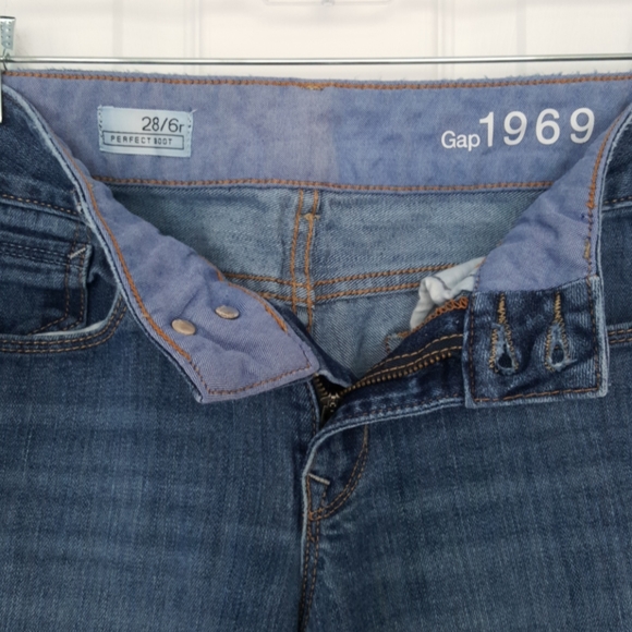 Gap perfect boot cut jeans - Picture 4 of 4